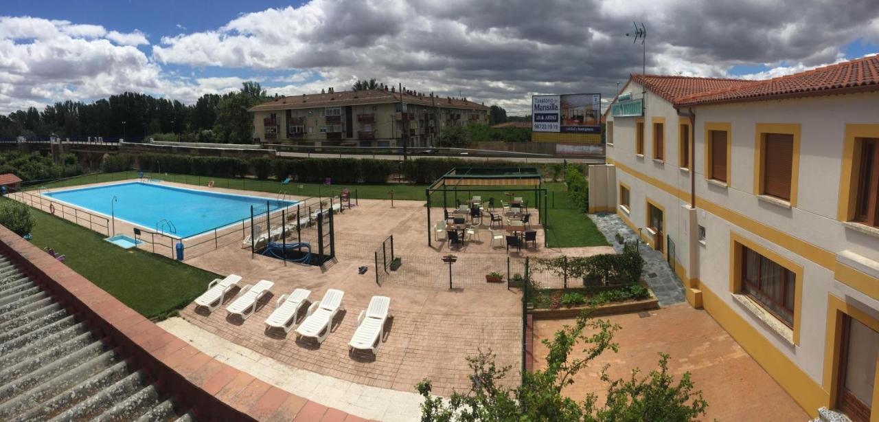 El Delfin Verde Villarente Экстерьер фото